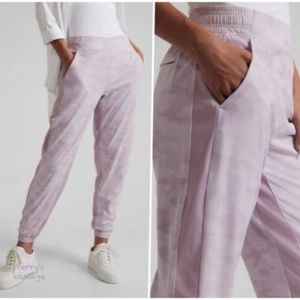 Athleta Brooklyn Lined Textured Jogger - GUC